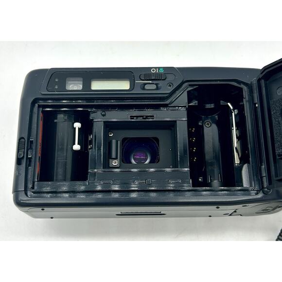 Pentax IQZoom 60 38-60mm AF Zoom Macro Point & Shoot Film Camera Tested - Picture 11 of 13